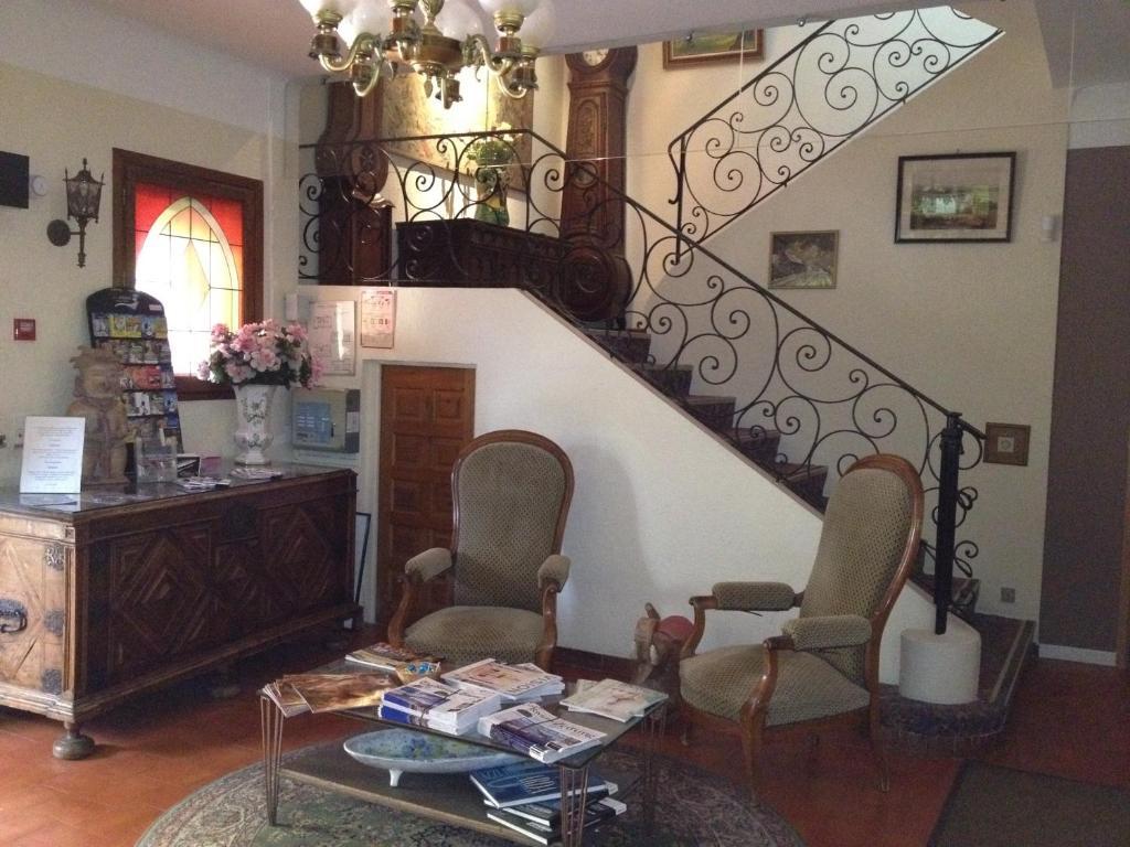 Castel Garoupe Hotell Antibes Eksteriør bilde